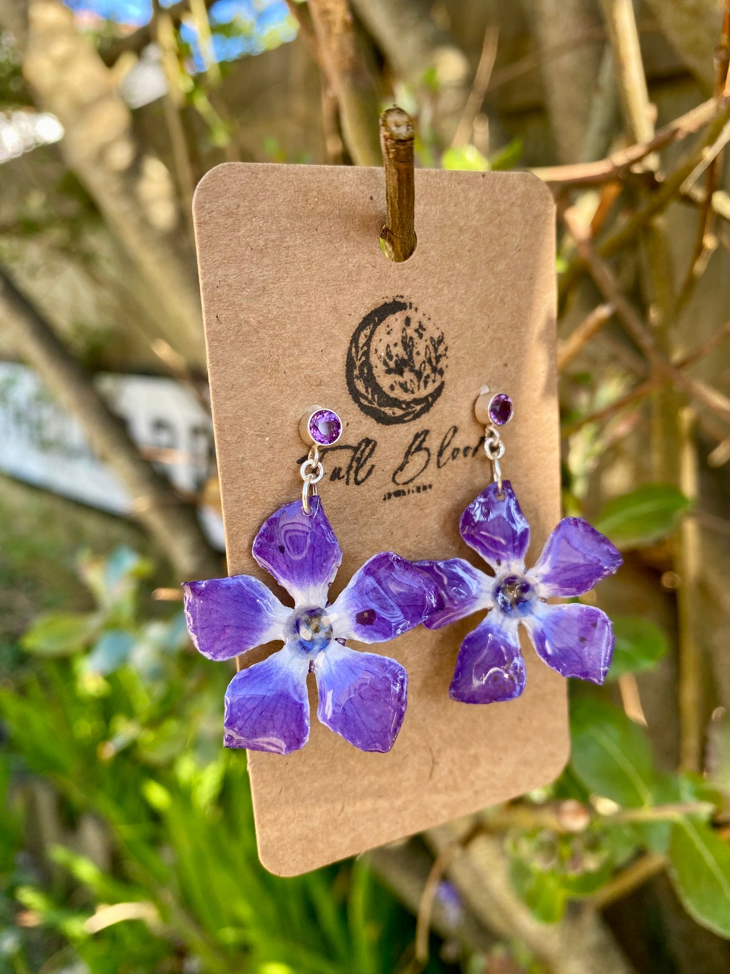Sterling Silver Periwinkle and Amethyst studs